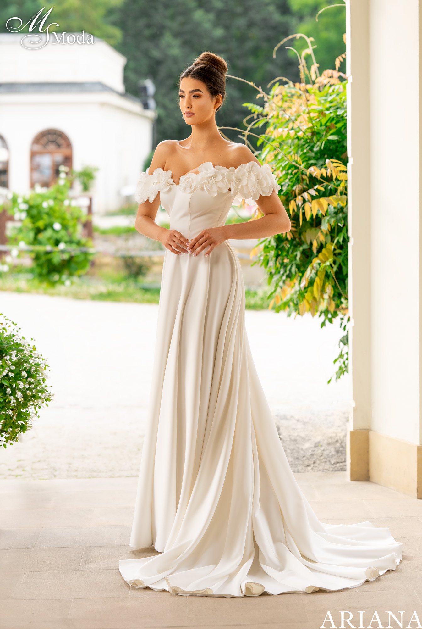 Suknia slubna ARIANA - 2025